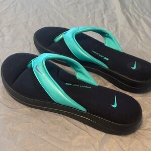 Nike Women's Comfort Sandals - Black and Teal